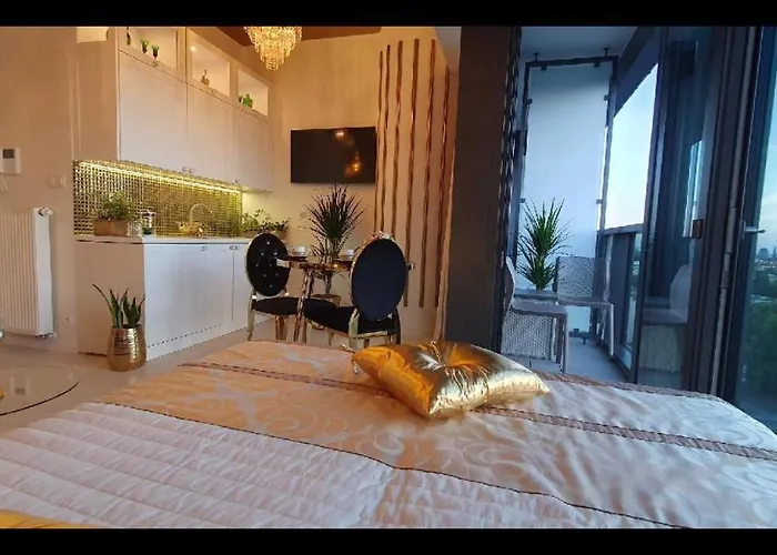 Diamond Class 2 Hanza Tower Szczecin